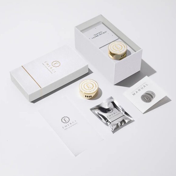 Émerci White Luxury Car Vent Clip On Air Freshener Gift Set - Picture 3 of 9